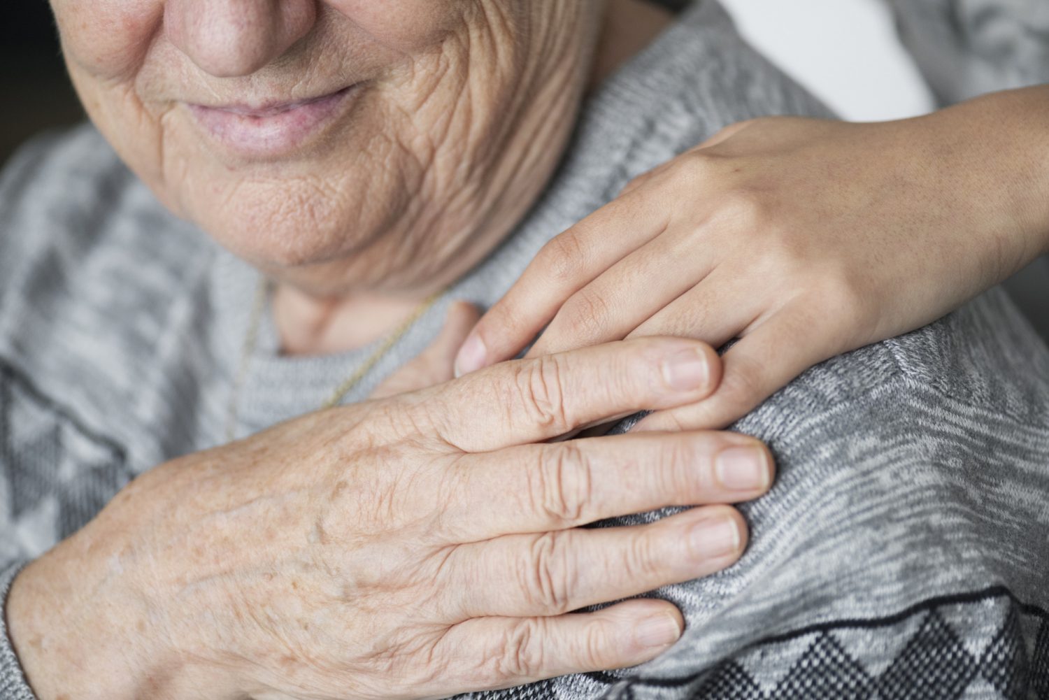 Assistenza domiciliare - Caregiver - Invecchiamento (Foto rawpixel.com) Imc