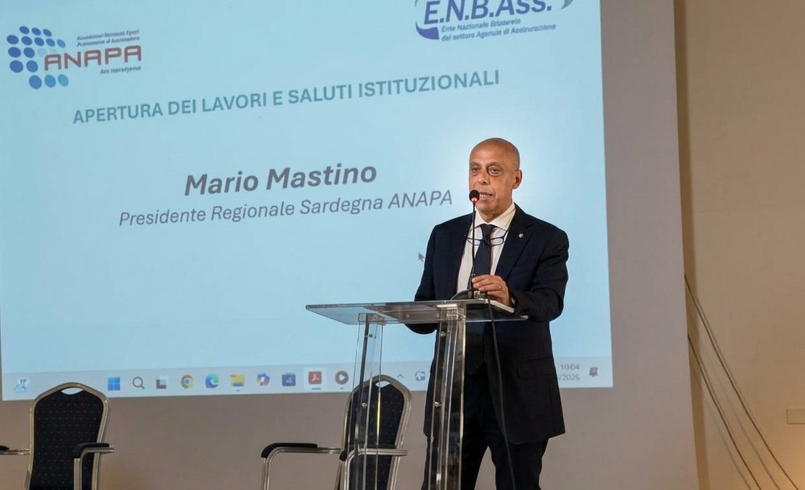 Agenti e collaboratori riuniti ad Arborea per l’incontro organizzato da ANAPA Sardegna ed E.N.B.Ass.